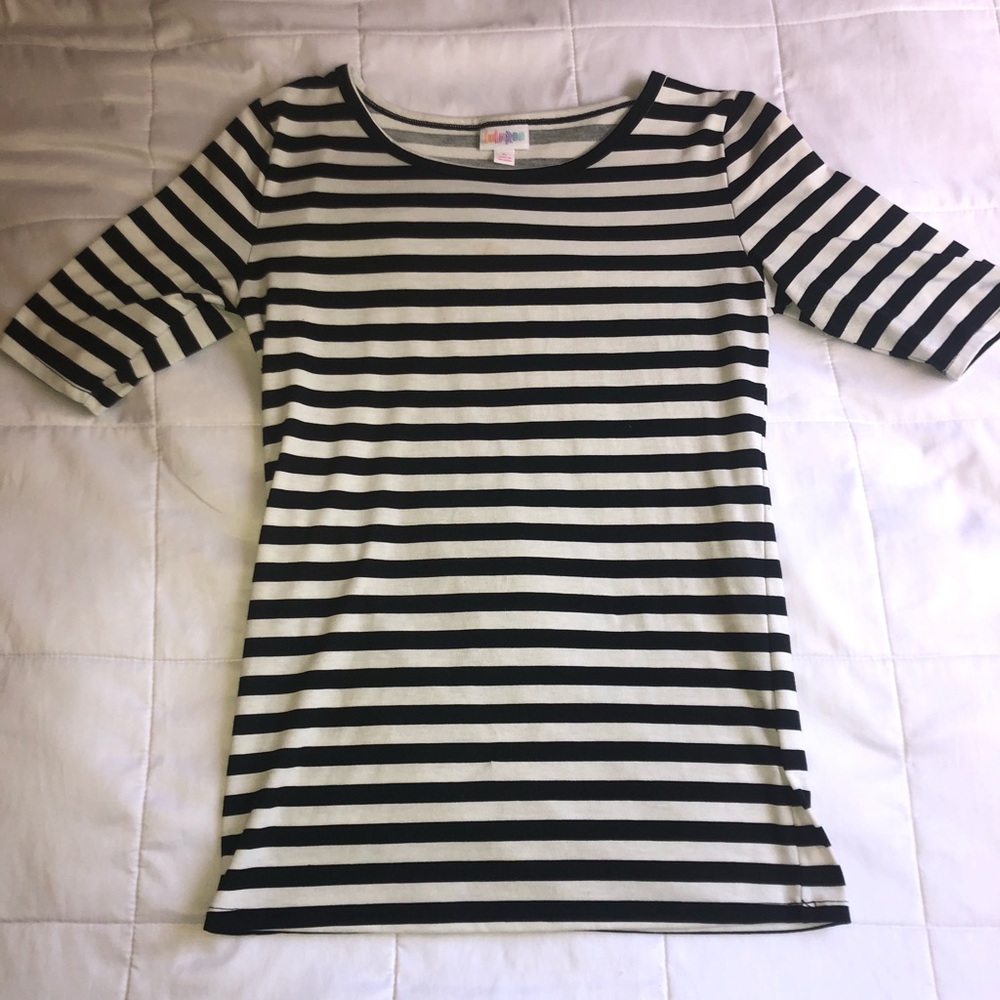 Black and white shirt